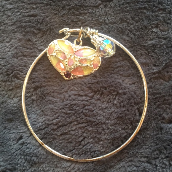 Lot of 4 girl bracelets for everyday or dress up - Picture 4 of 5